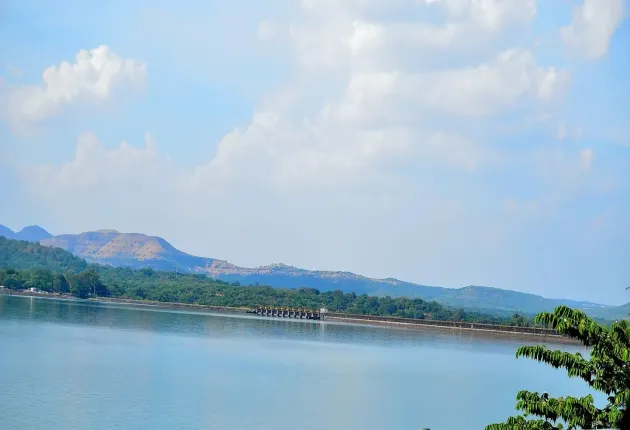 Khadakwasala_Dam.webp