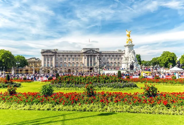 buckingham_palace.webp